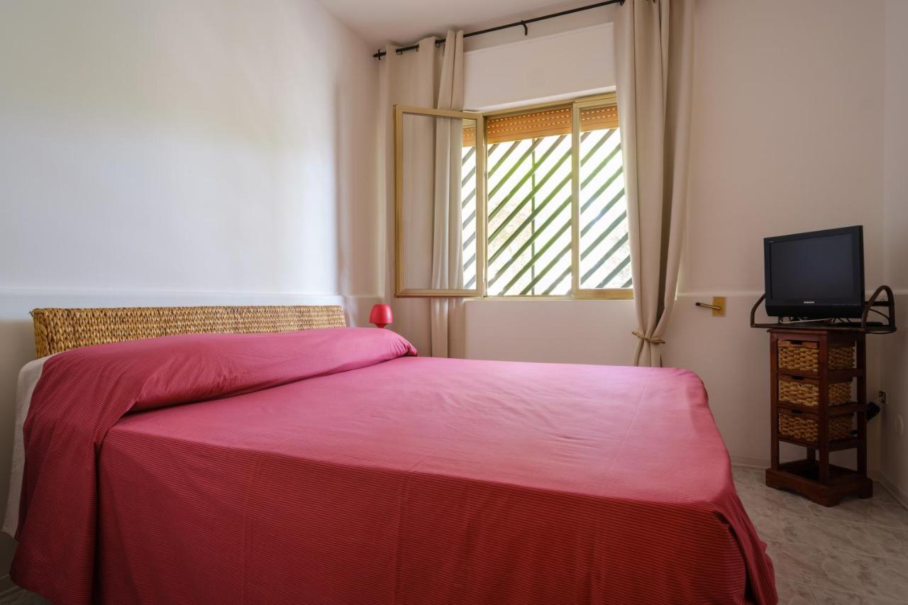 Villa Rita A 200M Dal Mare I Bacini Exterior foto